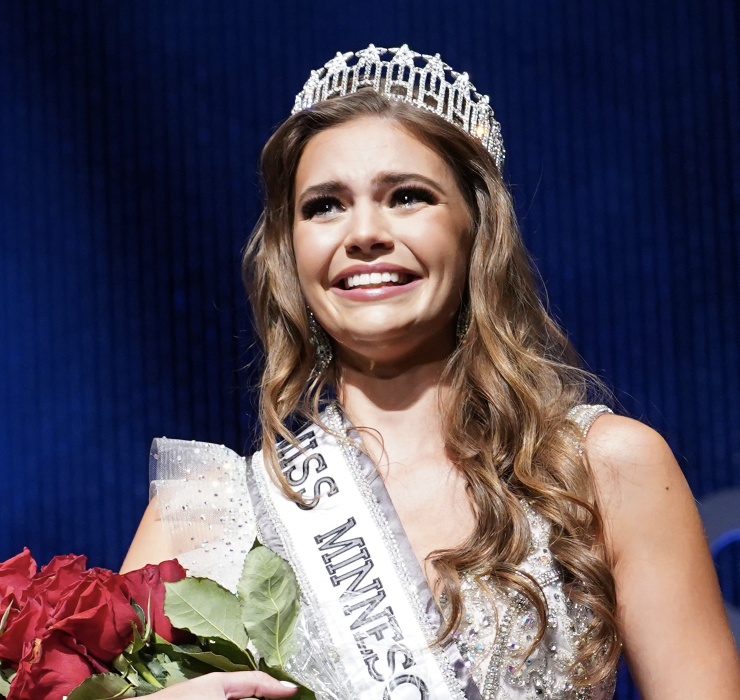 Maverick Sarah Anderson Named 2023 Miss Minnesota USA at Burnsville Pageant
